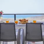 Mc Suites Lagos With Pool And Sea View