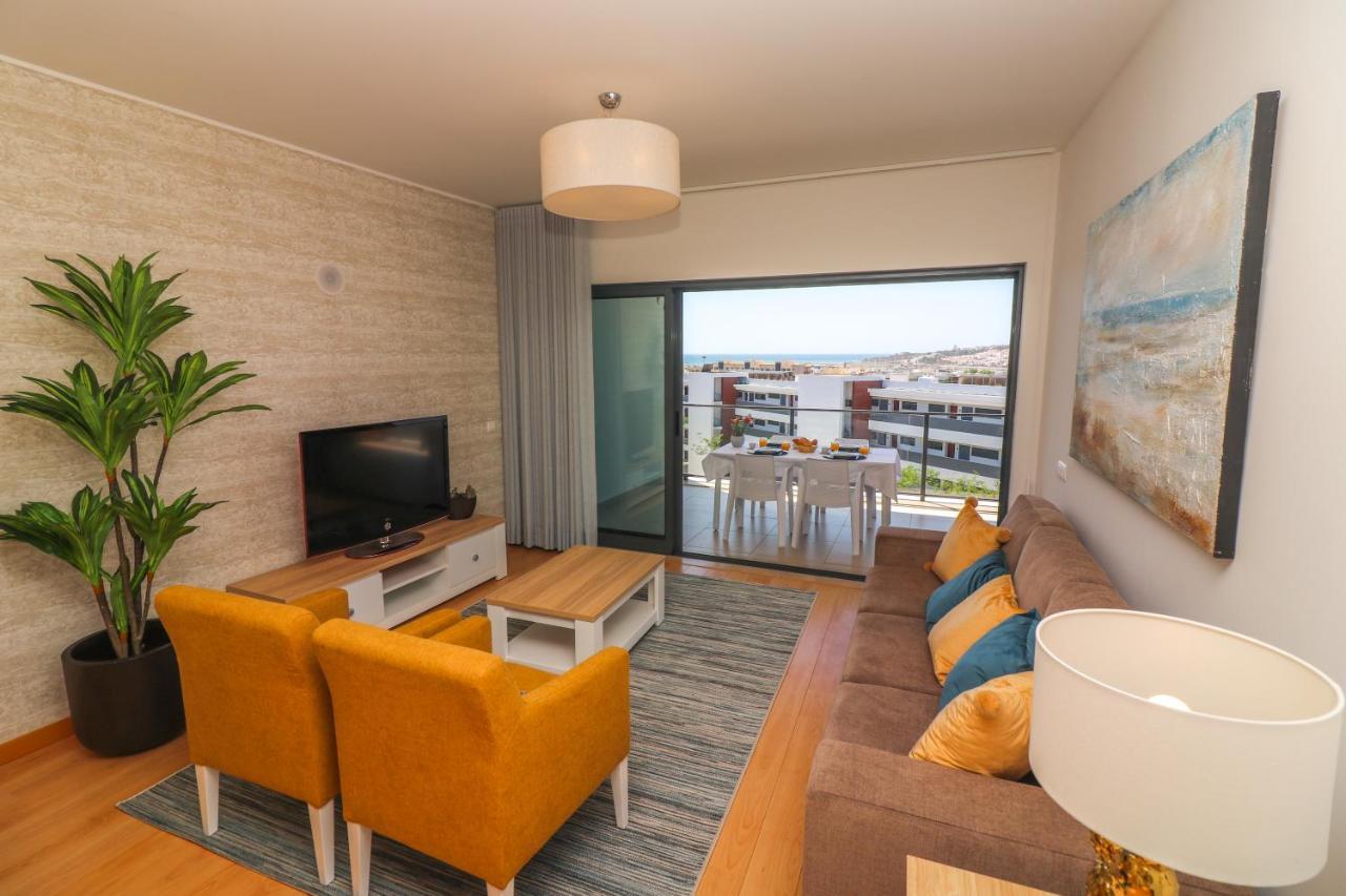 Apartment Mc Suites With Pool And Sea View Lagos