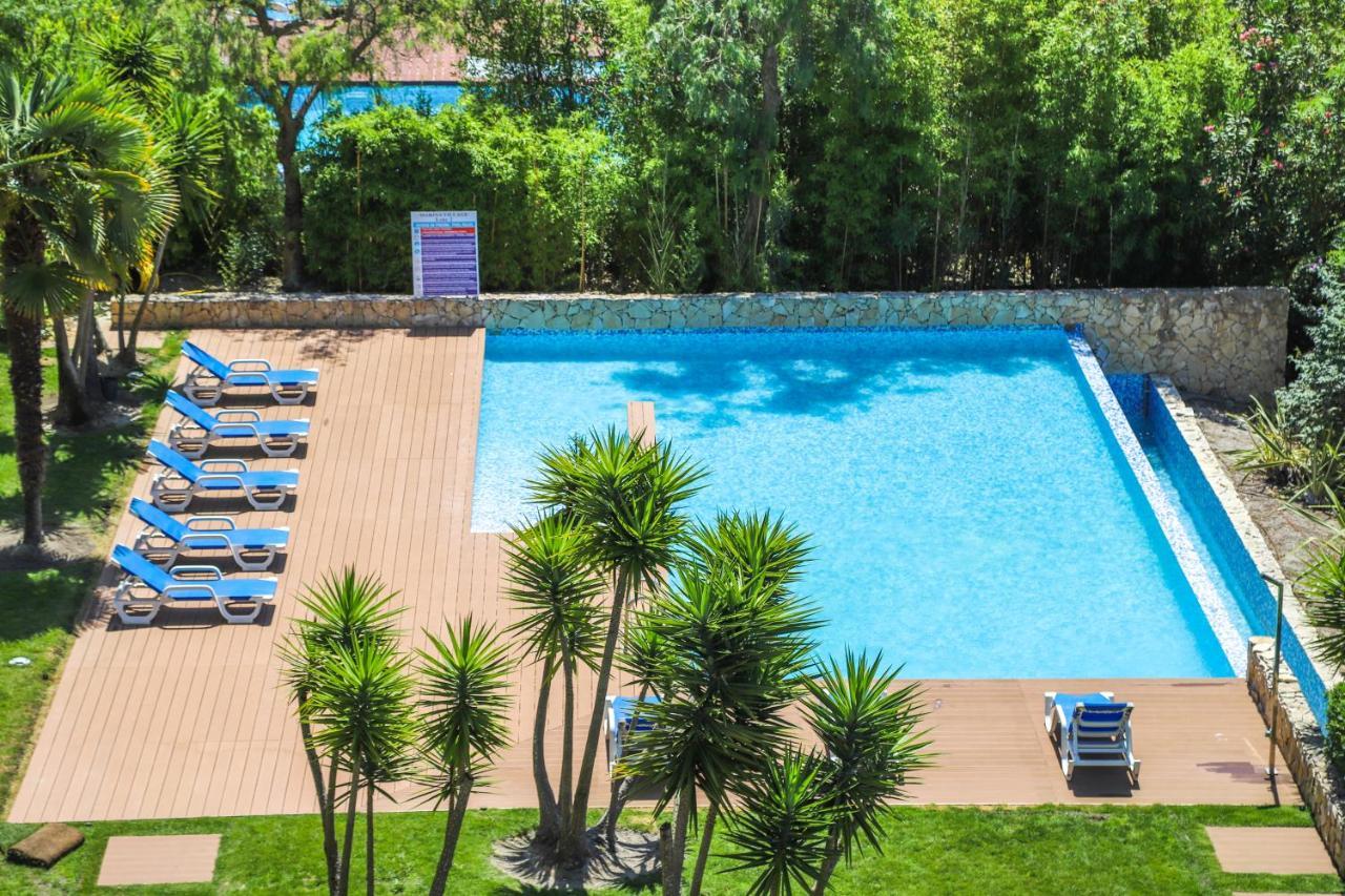 Mc Suites With Pool And Sea View Apartment
